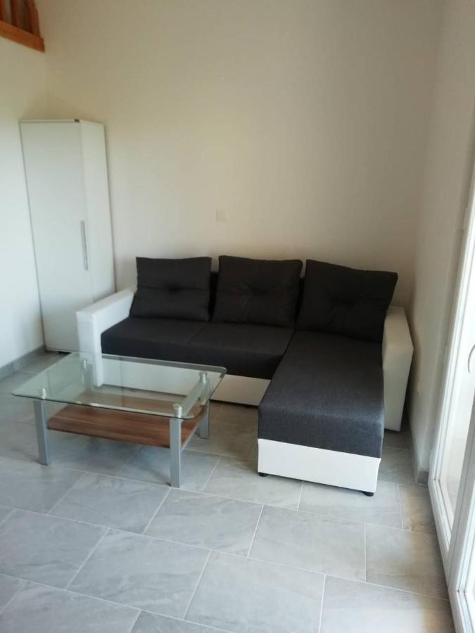 Deni09 Apartment Помер Екстериор снимка
