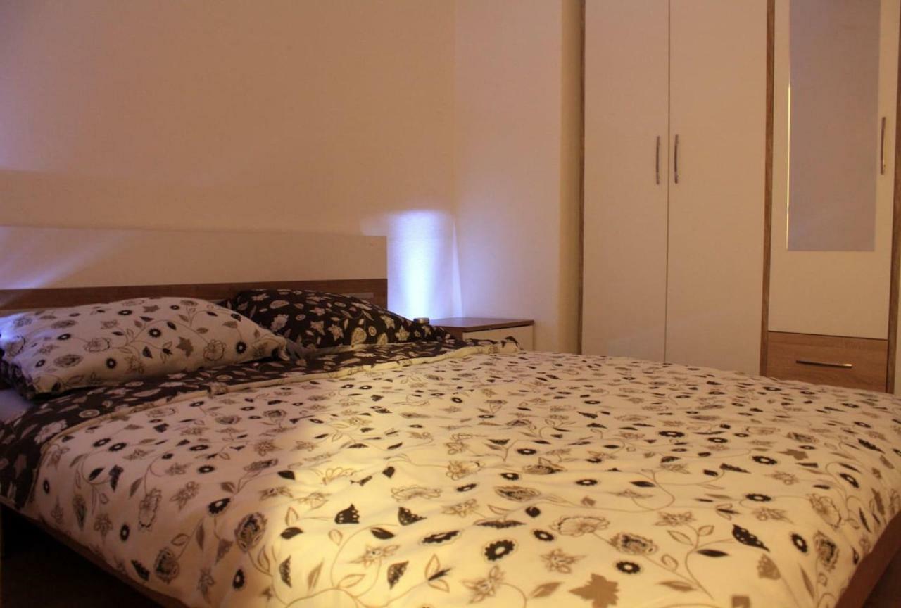 Deni09 Apartment Помер Екстериор снимка